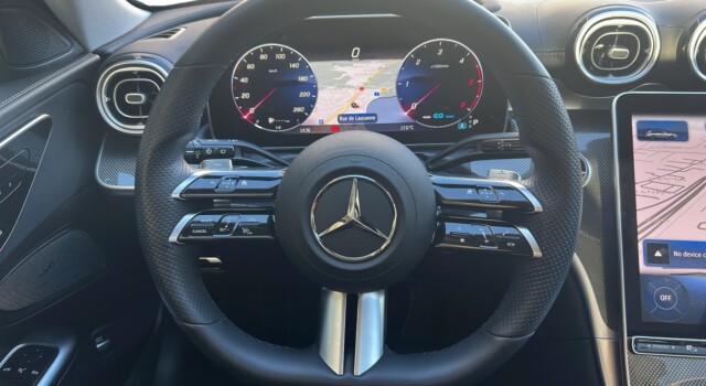 MERCEDES-BENZ C 220 d T 4Matic AMG Line