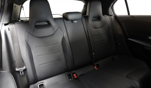 MERCEDES-BENZ A 180 Progressive