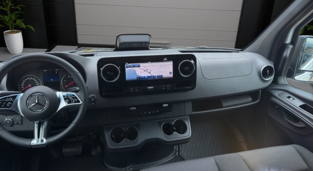MERCEDES-BENZ Sprinter 317 CDI Standard 9G-TRONIC