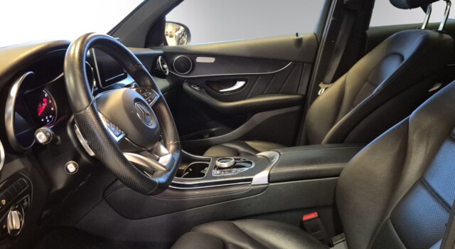 MERCEDES-BENZ GLC 250 AMG Line 4Matic