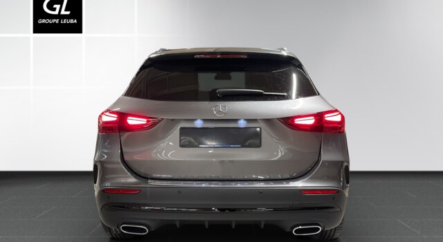 MERCEDES-BENZ GLA 220 4Matic 8G-DCT