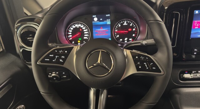 MERCEDES-BENZ VITO 119 CDI Extralang Pro Tourer 4Matic9G-Tronic