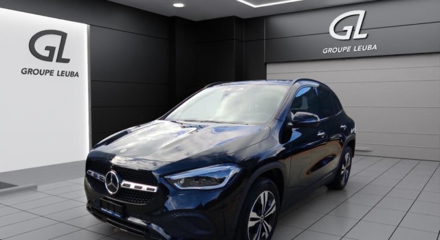 MERCEDES-BENZ GLA 200 d Progress. 4Matic