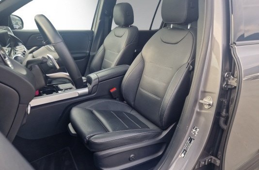MERCEDES-BENZ GLB 250 AMG Line 4 MATIC