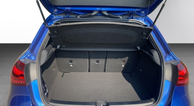 MERCEDES-BENZ A 200 Night Star 7G-DCT