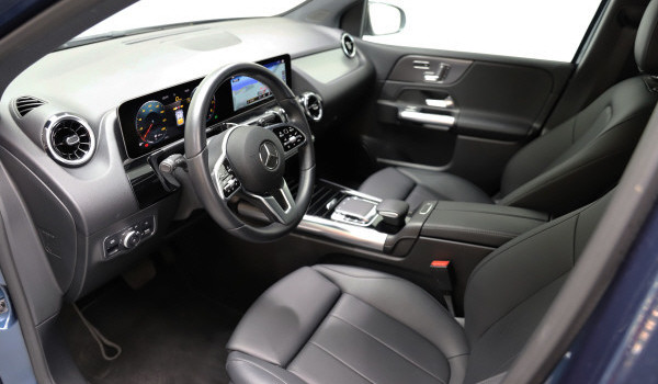 MERCEDES-BENZ B 180 Progressive