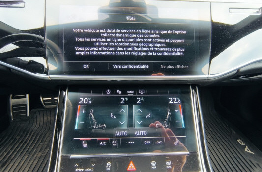 AUDI S8 TFSI quattro