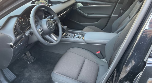MAZDA 3 Hatchback SKYACTIV-G M Hybrid 140 Centre Line Automat