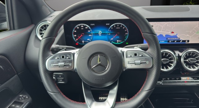 MERCEDES-BENZ GLA 250 e AMG Line 8G-DCT