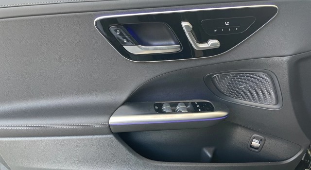 MERCEDES-BENZ C 220 d T 4 Matic