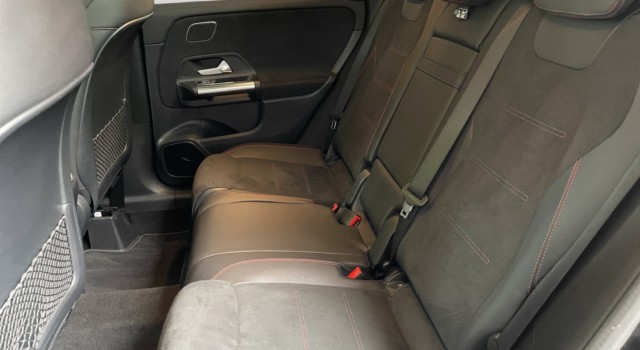 MERCEDES-BENZ B 200 4Matic AMG Line