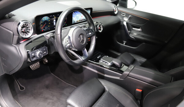 MERCEDES-BENZ CLA 220 CLA Shooting Brake 220 d 4Matic AMG Line