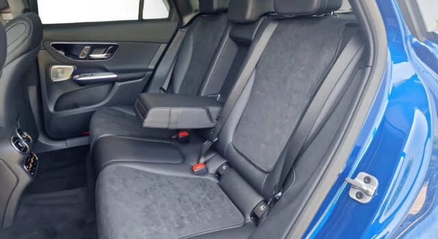 MERCEDES-BENZ GLC 300 4Matic 9G-Tronic