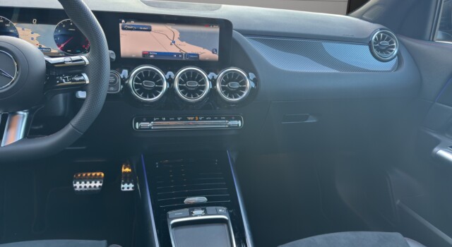 MERCEDES-BENZ GLA 220 4Matic 8G-DCT