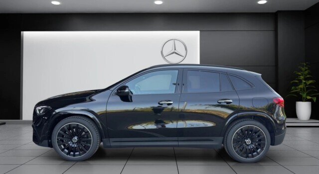 MERCEDES-BENZ GLA 220 4Matic 8G-DCT