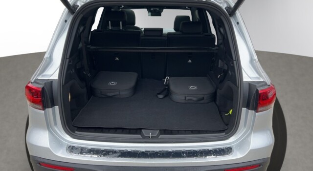 MERCEDES-BENZ EQB 350 66,5 kWh 4Matic Swiss Star