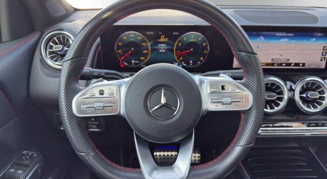 MERCEDES-BENZ GLB 250 AMG Line 4 MATIC