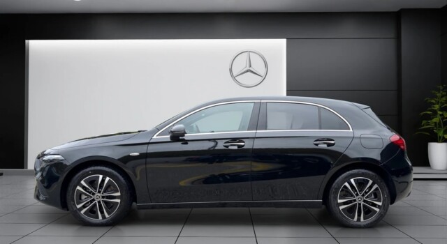 MERCEDES-BENZ A 250 e EQ Star 8G-DCT