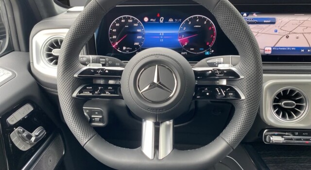 MERCEDES-BENZ G 500 9G-Tronic