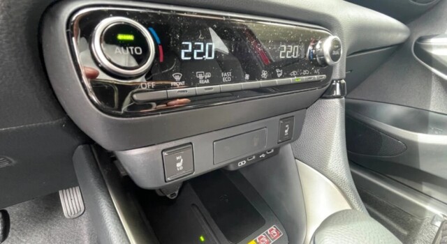 MAZDA 2 Hybrid Homura Plus