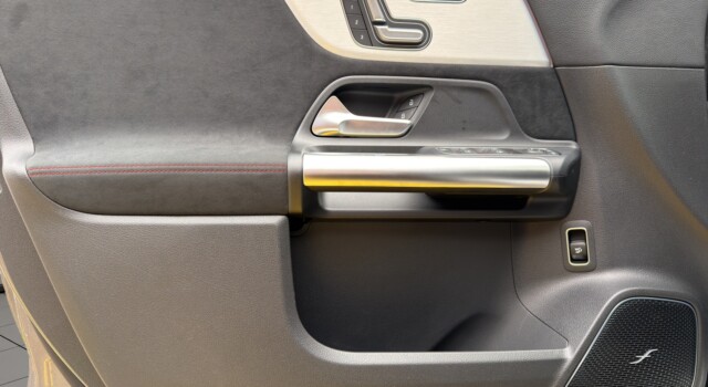 MERCEDES-BENZ EQA 350 66,5 kWh 4Matic Excellence