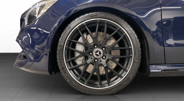 MERCEDES-BENZ CLA 45 AMG 4Matic