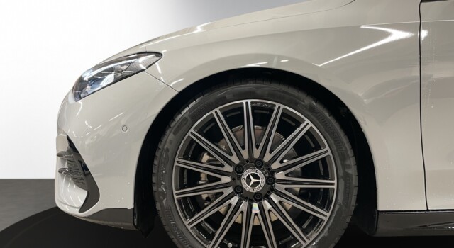 MERCEDES-BENZ CLA 220 8G-DCT 4Matic