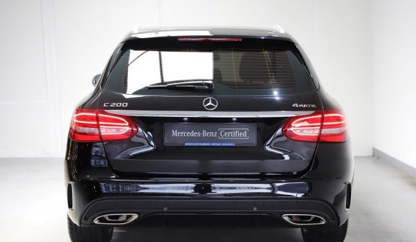 MERCEDES-BENZ C 200 AMG Line 4Matic