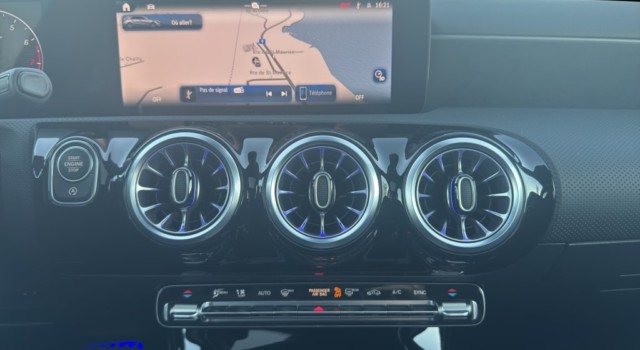 MERCEDES-BENZ A 200 Night Star 7G-DCT
