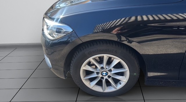 BMW 118 i Essential Edition Steptronic