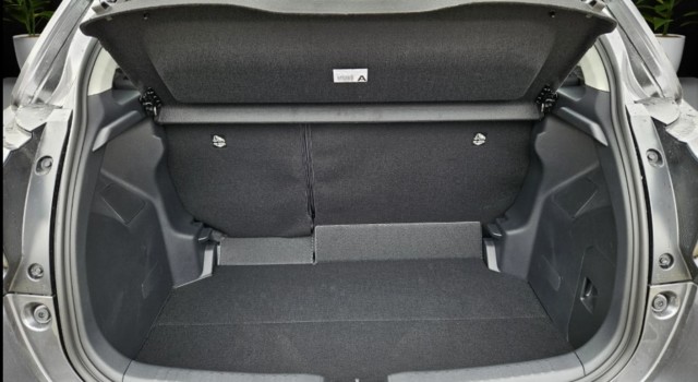 MAZDA 2 Hybrid Exclusive-line