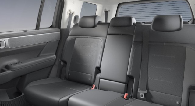 HYUNDAI SANTA FE 1.6 T-GDi HEV Amplia 4WD Automatic