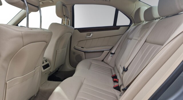 MERCEDES-BENZ E 500 Avantgarde 4Matic 7G-Tronic