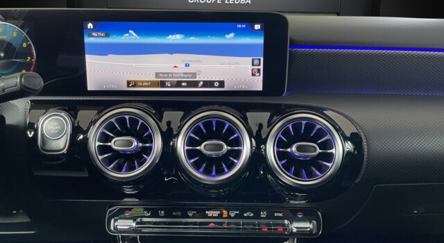 MERCEDES-BENZ A 250 Progressive 4Matic