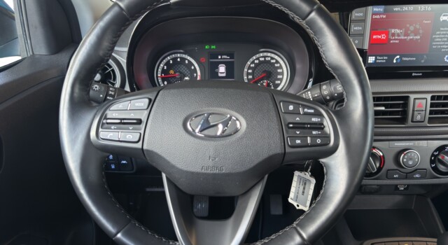 HYUNDAI i10 1.2 Amplia