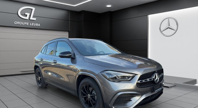 MERCEDES-BENZ GLA 220 4Matic 8G-DCT