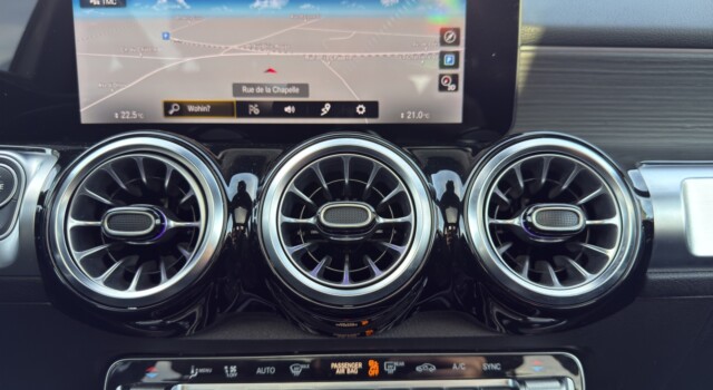 MERCEDES-BENZ GLB 250 AMG Line 4 MATIC