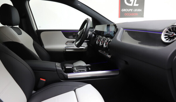 MERCEDES-BENZ B 200 4M AMG Line