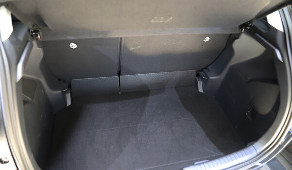 MAZDA 2 Hybrid Exclusive-line