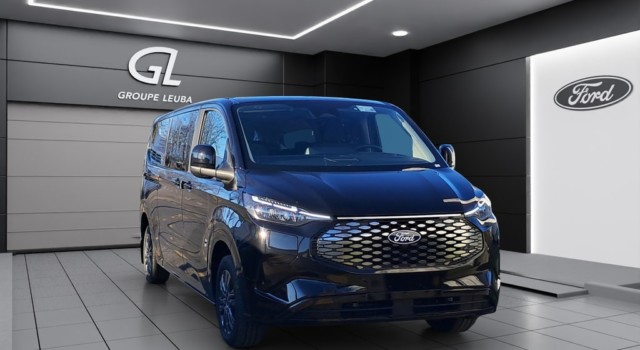 FORD TOURNEO CUSTOM Tourneo Bus 340 L2H1 82,5kWh Titanium