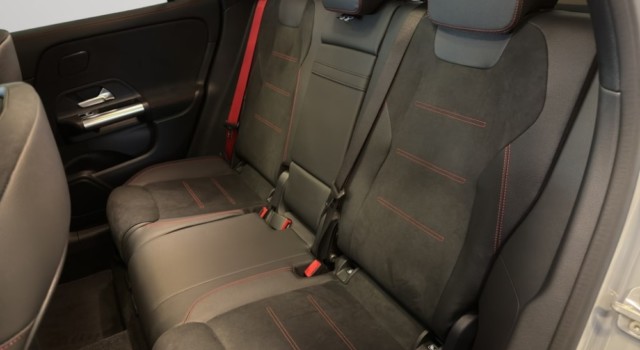 MERCEDES-BENZ GLA 35 AMG GLA AMG 35 4Matic 8G-DCT