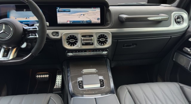 MERCEDES-BENZ G 63 AMG 9G-Tronic